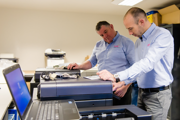 Une équipe de techniciens certifiés constructeurs